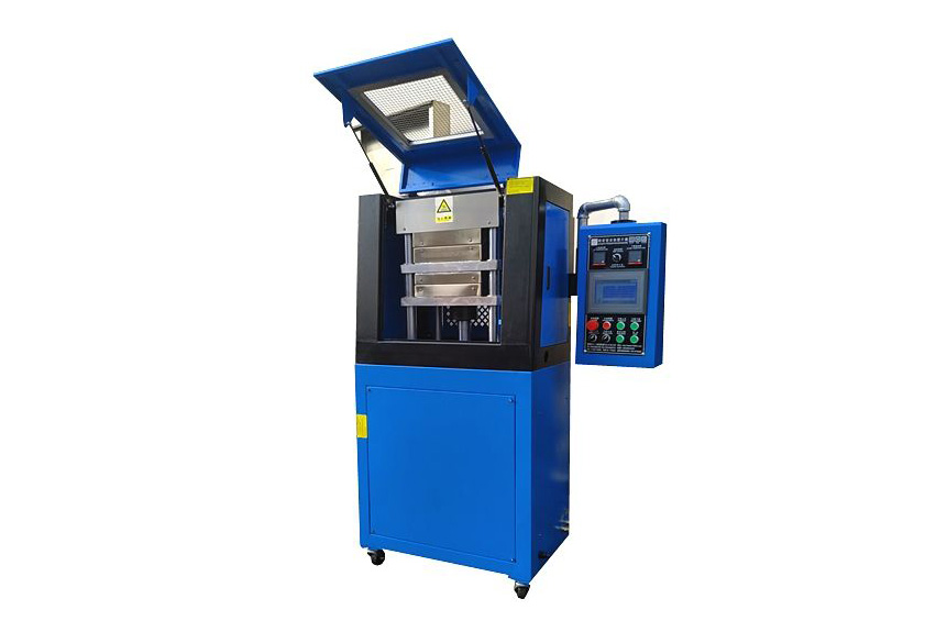 廣東利拿實(shí)業(yè)的30T硫化機(jī)：高效與創(chuàng)新的完美結(jié)合